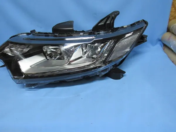 Luz izquierda Mitsubishi Outlander III Full LED image 3