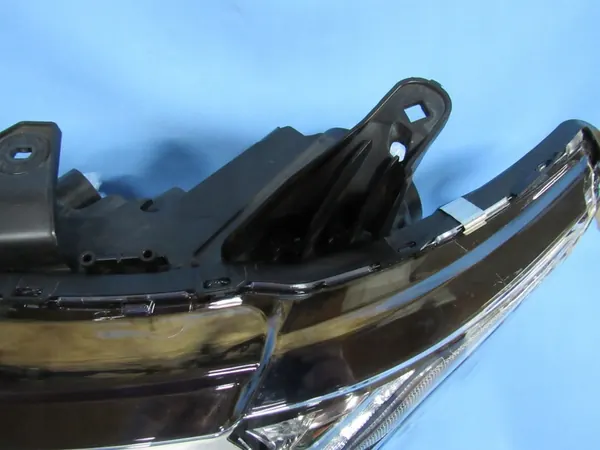 Luz izquierda Mitsubishi Outlander III Full LED image 6