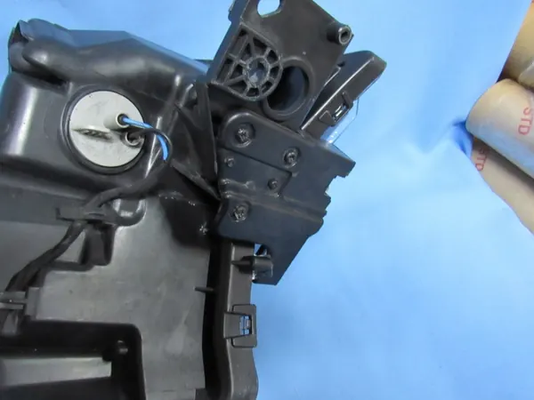 Luz izquierda Mitsubishi Outlander III Full LED image 8