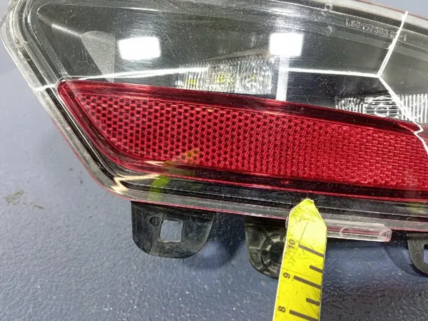 RENAULT CAPTUR II 19-24 FAROL DE NEBLINA TRASEIRO DIREITO 265801655R image 9