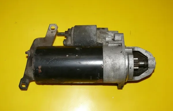 Motor de arranque Audi A8 D2 3.7 V8 230CV 94-98 077911023E image 2