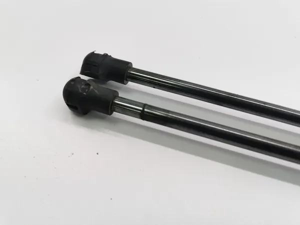 Mitsubishi Outlander 2013 Bakluckdämpare OEM 5802A375 image 8