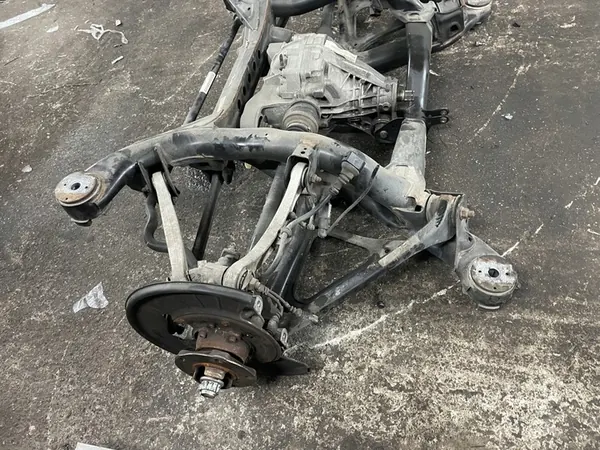 Porsche Cayenne 7p5 Lift Rear Suspension Complete 7p5599030l image 2