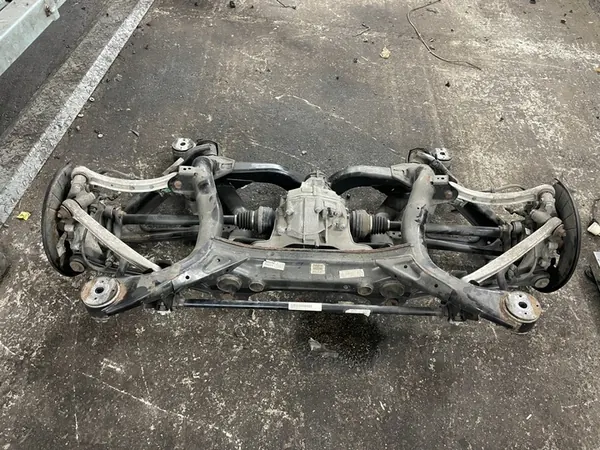 Porsche Cayenne 7p5 Lift Rear Suspension Complete 7p5599030l image 3