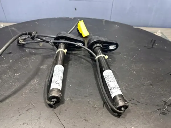 OEM 2139062201 Pyrotechnische Airbag-Einheit Links/Rechts image 3