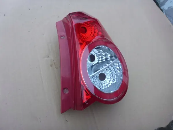 LÁMPARA TRASERA DERECHA CHEVROLET AVEO (T255) 2008-2011 image 5