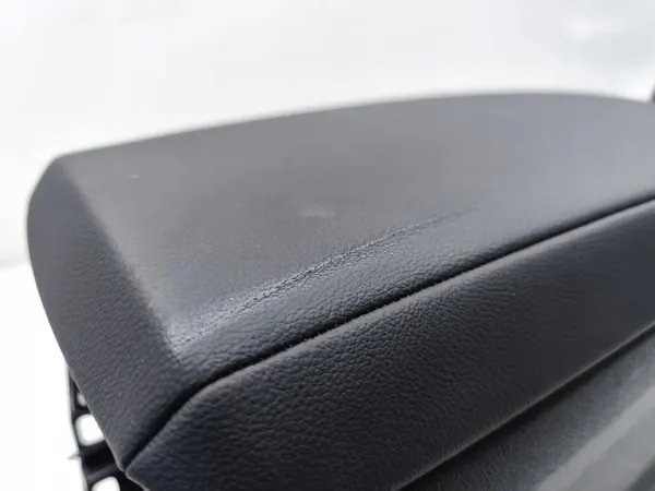 Apoio de braço consola central BMW i4 OEM 6806778 image 8