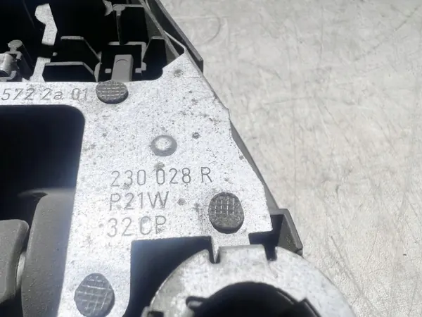 Connecteur lampe arrière BMW 3 E46 OEM 230028R image 4