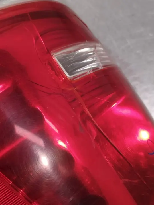 Lámpara trasera Hyundai H-1 Starex Satellite OE image 4