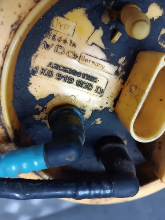 Bomba de Combustível VW Golf V Plus 2.0TDI image 3