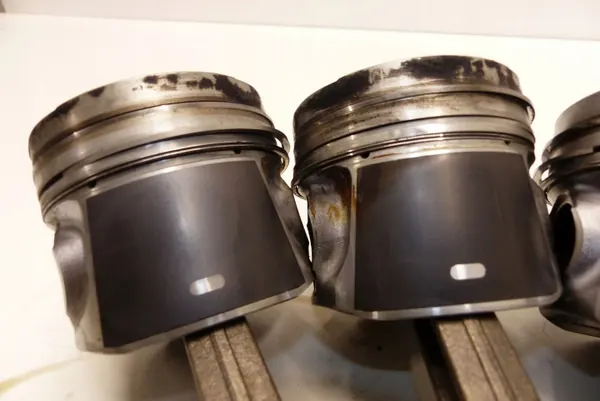 Kit Piston & Bielle Volvo OE pour 2.0 D4 D4204T5 image 7
