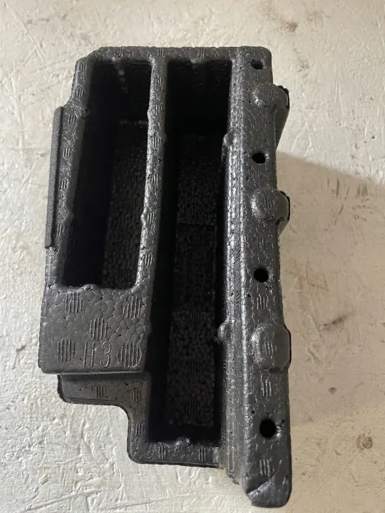 BMW X3 F25 Tavaratilan Erotin 61359289973 OEM image 4