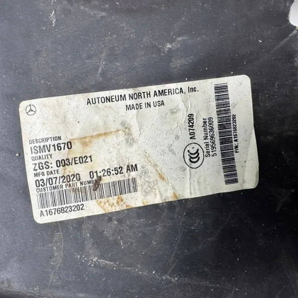 Protège-passoire OEM A1676823202 Arrière Droit Mercedes GLE image 10