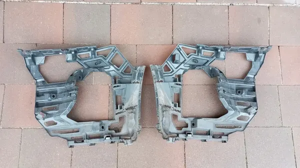 Guia de para-choque dianteiro VW Golf VII Original image 2