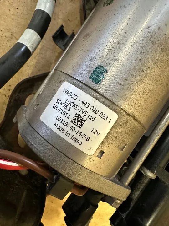 Compresseur de Suspension BMW OE OEM 6868998 image 7