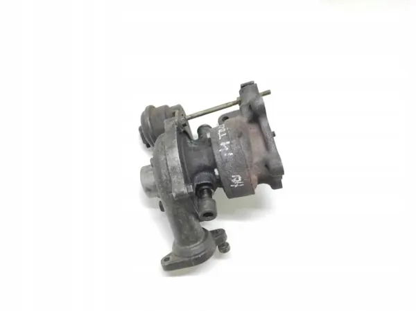 Turbocompressor usado OEM KP35435749 para Ford Fiesta V image 3