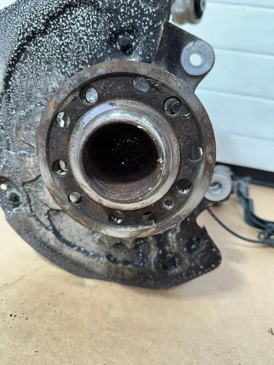 Fram vänster styrled Mercedes C W205 image 2