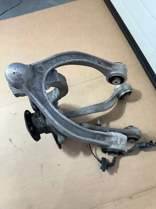 Fram vänster styrled Mercedes C W205 image 4