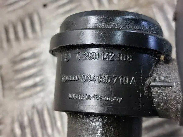 Luftansaugrohr Volkswagen Passat B5 1.8 T image 4