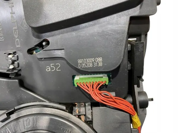 Commutateur Renault Clio III OEM 8200906794 - Occasion image 5