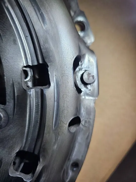 Kokonainen kaksimassajousi Mazda CX-5 2.2D image 6