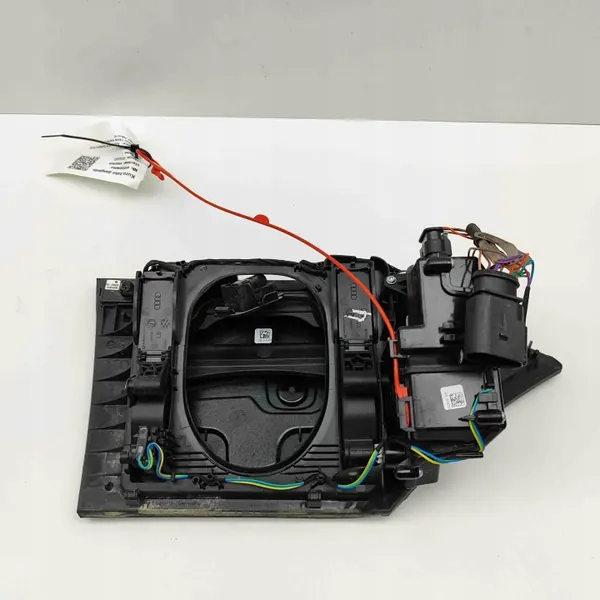 Bränsletankslock OEM 4KE971375 för Audi E-Tron Sportback image 5