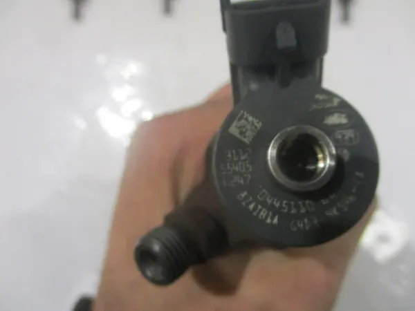 Injecteur Jaguar XE, Land Rover 2.0d 0445110664 G4B3-9K546CA image 2