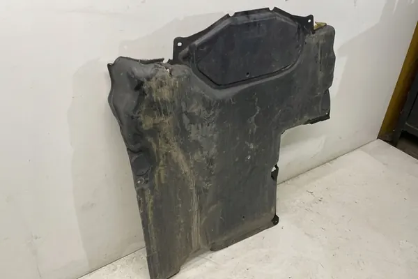 Moottorin kansi MERCEDES-BENZ CLK (C209) A2035201823 image 10