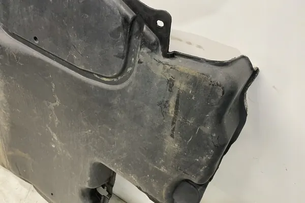 Moottorin kansi MERCEDES-BENZ CLK (C209) A2035201823 image 2