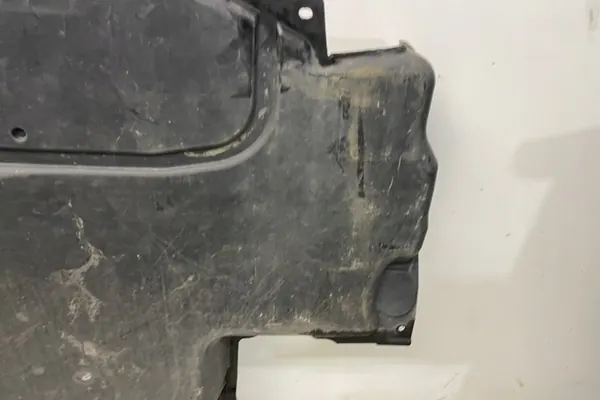 Moottorin kansi MERCEDES-BENZ CLK (C209) A2035201823 image 6