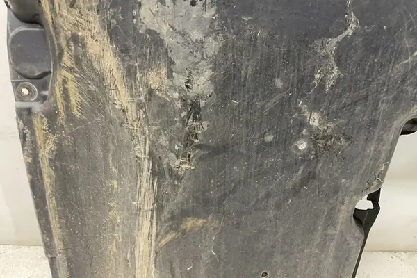 Moottorin kansi MERCEDES-BENZ CLK (C209) A2035201823 image 9