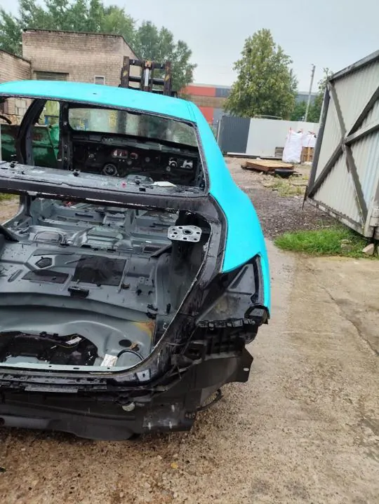 Panneau quart arrière droit Maserati OE 266554 image 3