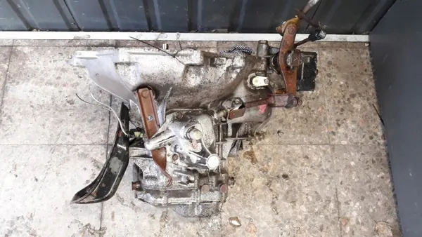 Getriebe OEM 90334345 für Opel Astra Corsa 1.2 1.4 image 2