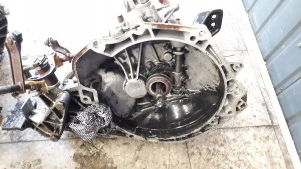 Getriebe OEM 90334345 für Opel Astra Corsa 1.2 1.4 image 4