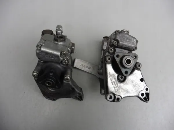 Pompe de direction OEM 678084803 pour BMW Série 5 image 2