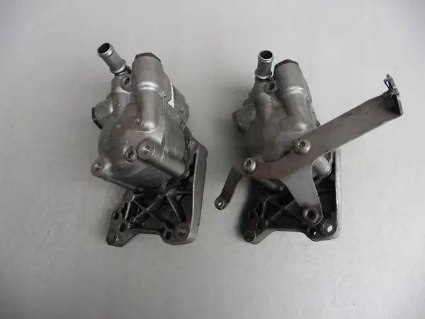 Pompe de direction OEM 678084803 pour BMW Série 5 image 3