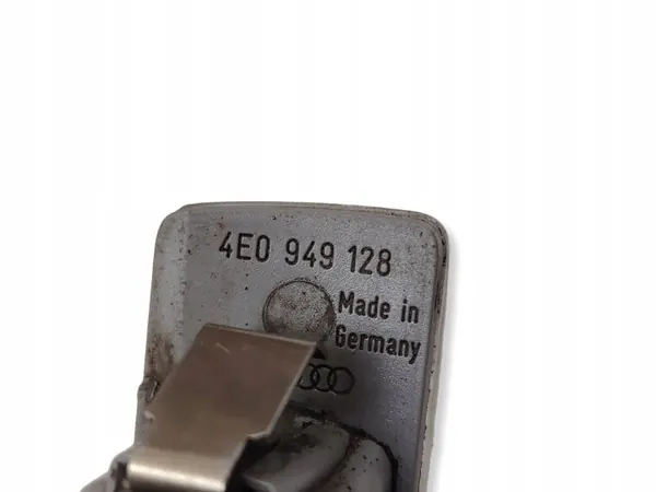 Lokasuojavilkku OEM 4E0949128 Audi A8:lle image 9
