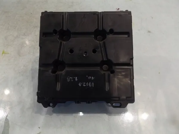 Módulo de control IBIZA IV OEM 6R0937086H - Usado image 4