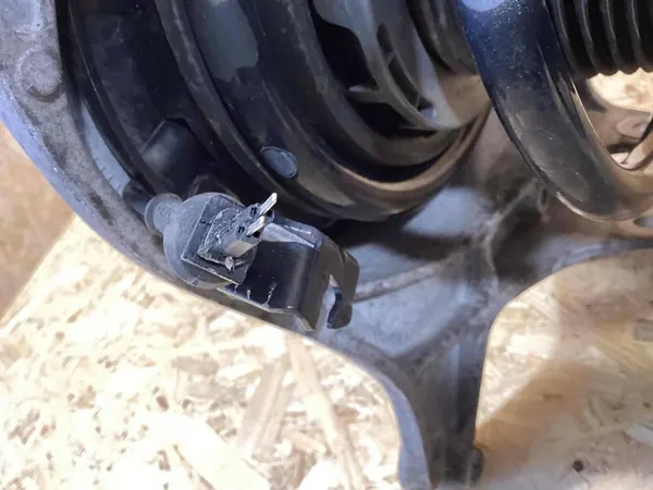 Parti di sospensione anteriore PORSCHE MACAN (95B) 95B413031G image 4