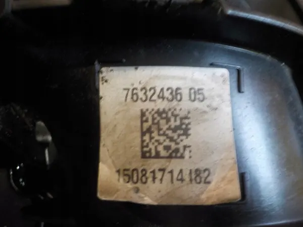 BMW B38 Insugningsgrenrör OEM 7632436 - Begagnad image 4