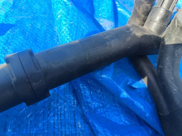VW Golf V 5 HB Ablage OEM Teil - Gebrauchter Zustand image 4