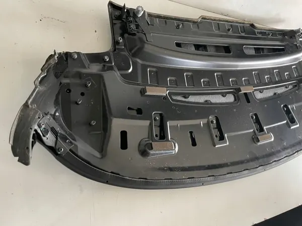 BMW 3 E93 Cabrio Katonpeite Hylly OEM 54377180216 image 3