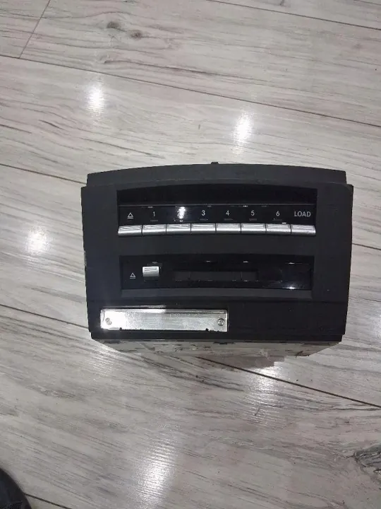 CD-vaihtaja Mercedes-Benz S-luokka W221 OEM A2219003800 image 2