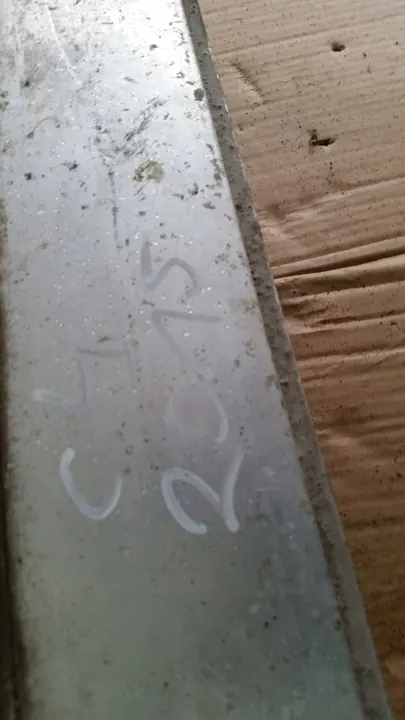 Etupuskuri Citroen C4 Picasso 06- image 4