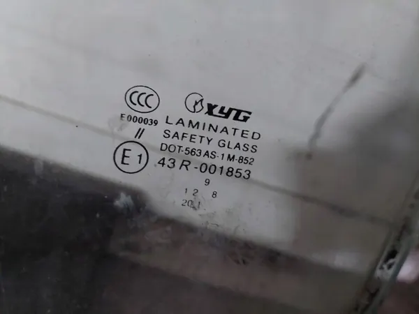 Pare-brise avant K2700 OEM pour Kia Bongo II Lift image 3
