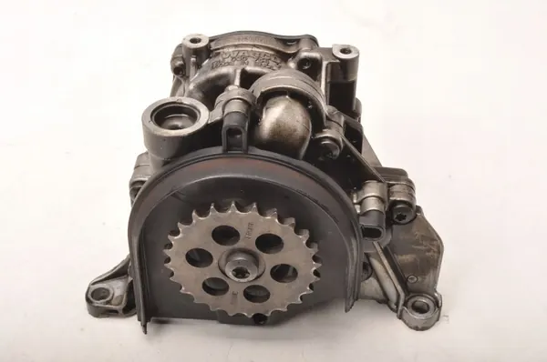 Bomba de óleo BMW N47 2.0D OEM 9140307540 - Usada image 2