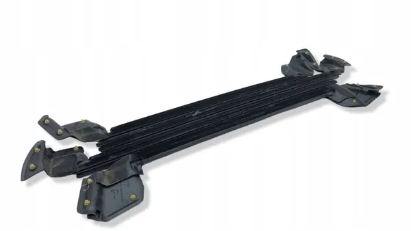 Joint de vitre porte arrière Tesla Model Y OEM AMD228320 image 9