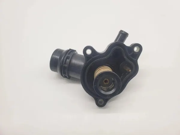 Carcasa termostato OEM 68217305AE para Chrysler Pacifica image 7