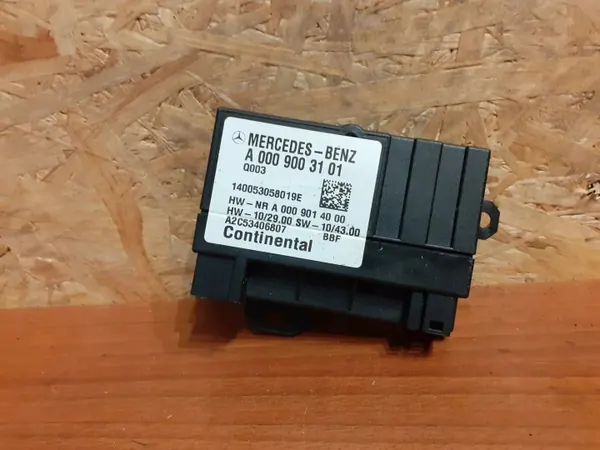 Polttoainepumpun ohjausmoduuli OEM 599 Mercedes-Benz E W212 image 2
