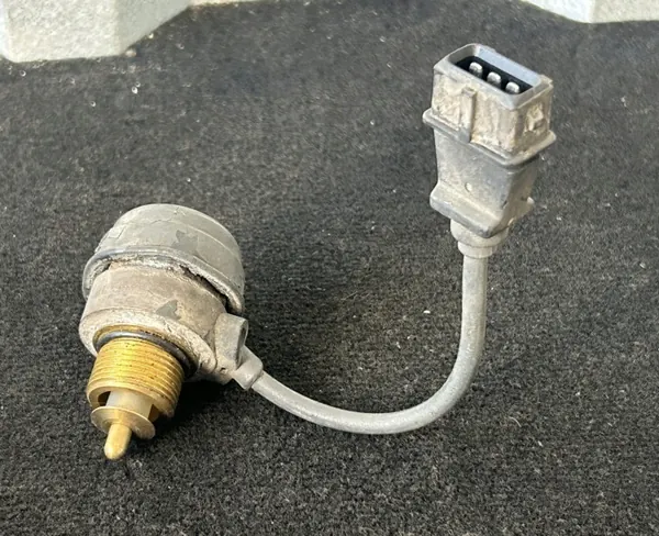 Sensor de secador OEM A0085457524 para Mercedes Actros MP4 image 2